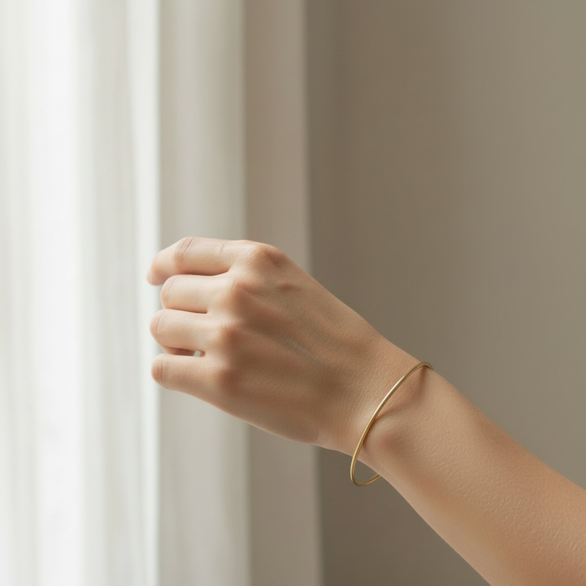 The Raindrop Open Bangle - Gifting Season