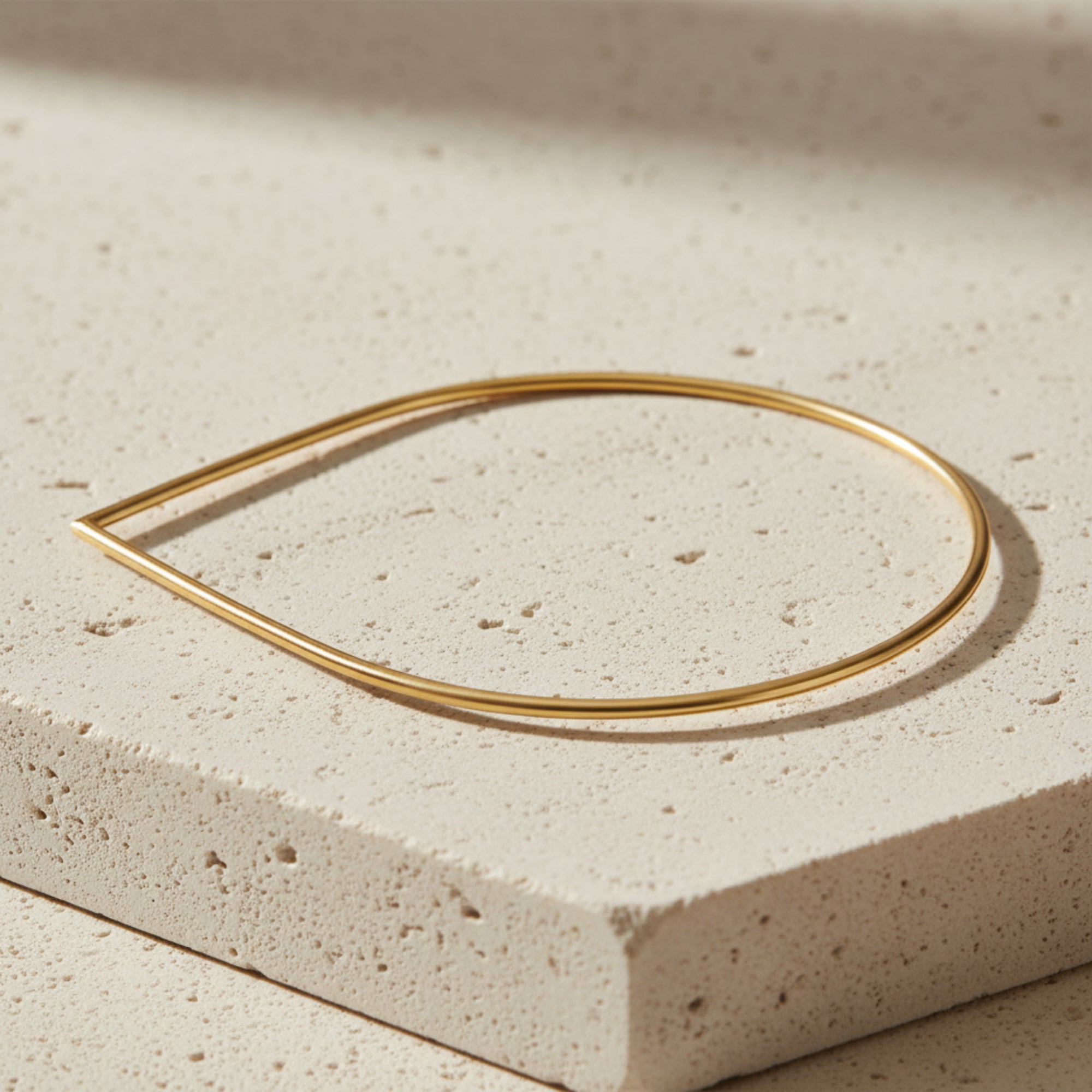 The Raindrop Open Bangle - Gifting Season