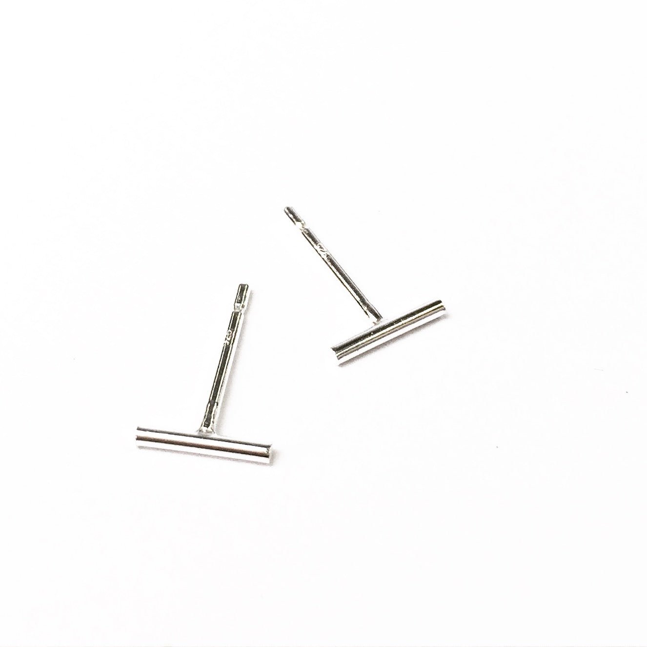 The Linear Bar Studs - Gifting Season